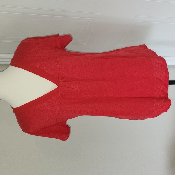 Sanctuary bright red linen tee, size XS - Picture 3 of 9